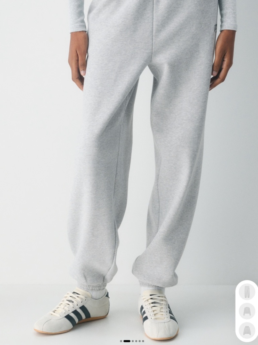 Aritzia Light Gray Relaxed Sweatfleece Joggers
